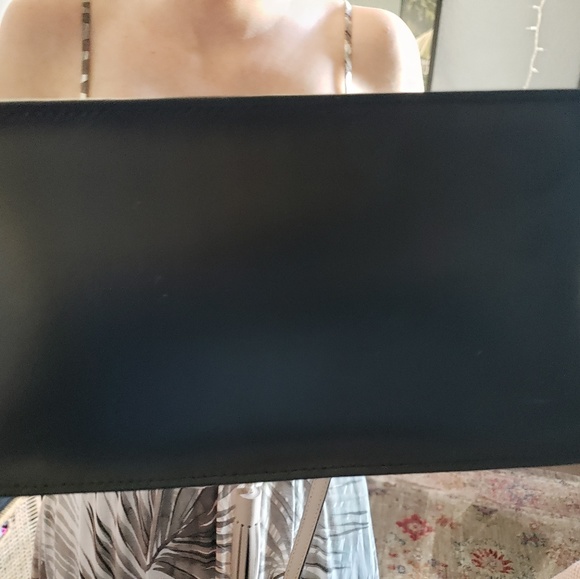 Kate Spade - Picture 4 of 5